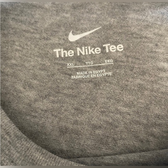 Nike F.C. Short Sleeve T-Shirt Shirt New - Picture 3 of 3